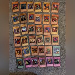 72 Yu-Gi-Oh! Trading Cards